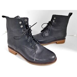 Woman's Clarks Clarkdale Rich Lace Up Boot Black Leather 7.5 M